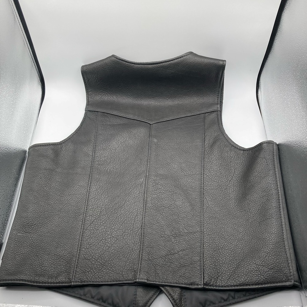 Black Leather Motorcycle Vest with Structured‎ Shoulders - Picture 2 of 5